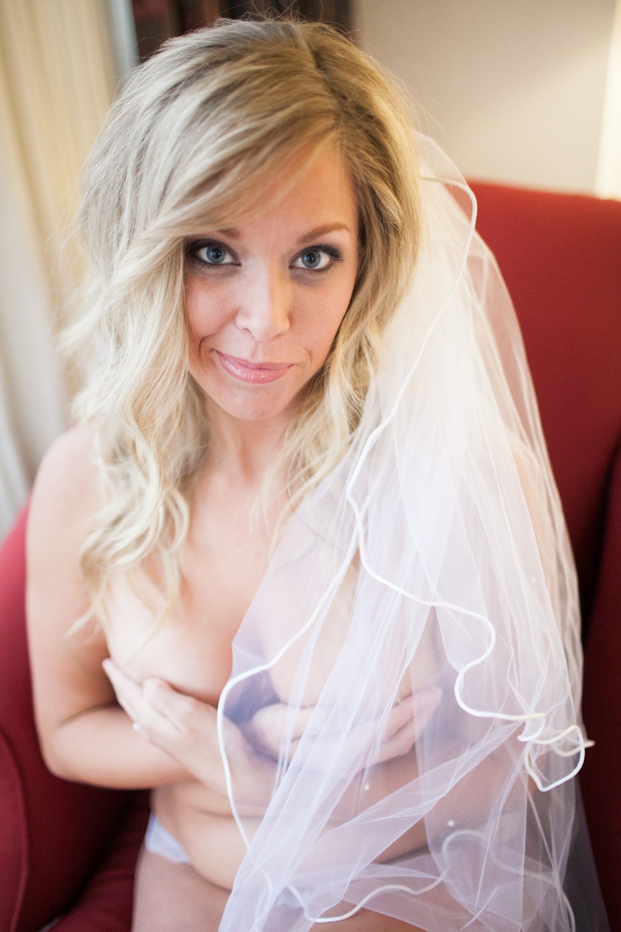 1240px x 1860px - Blonde Bride in Hotel porn pics